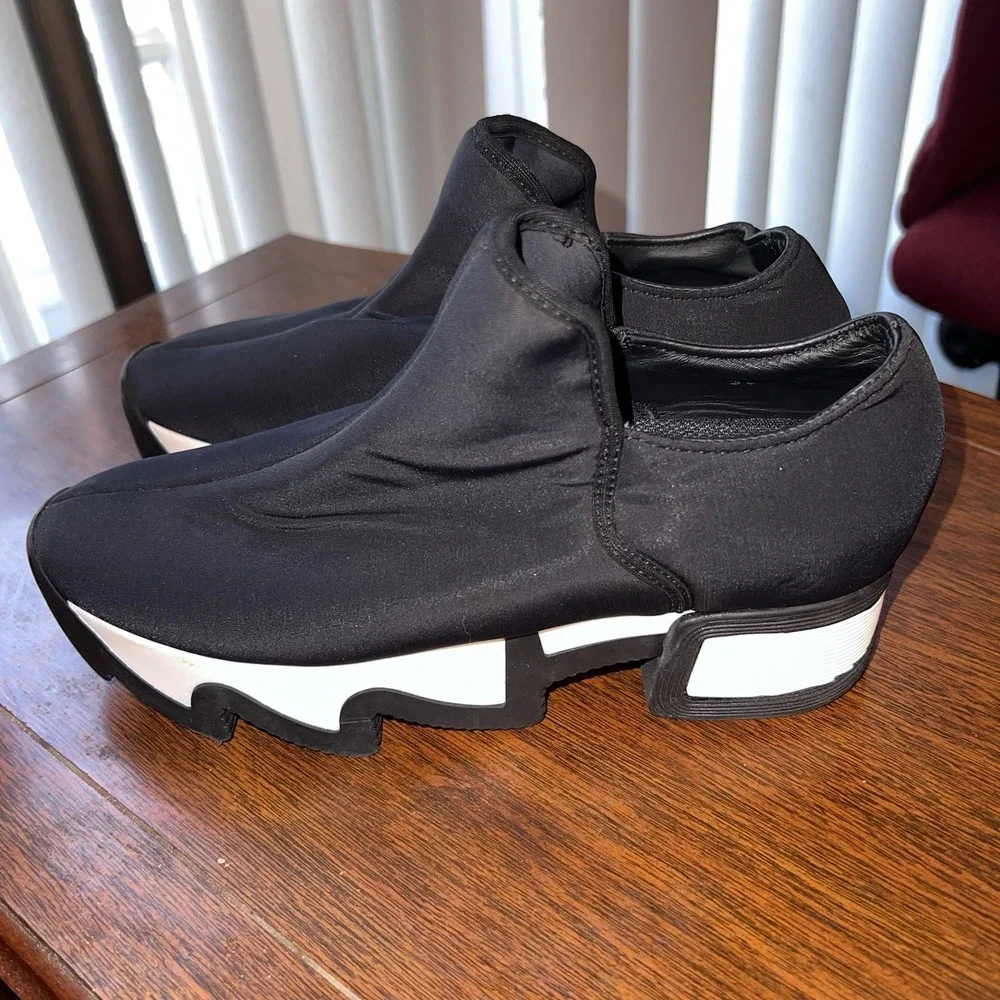 iRi WES I Black Outline‎ Low Top Sneaker Thick Sole Size EU 36